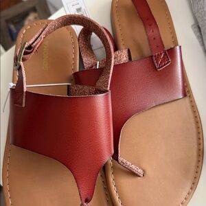 Sonoma Women's Red and Tan Sandals